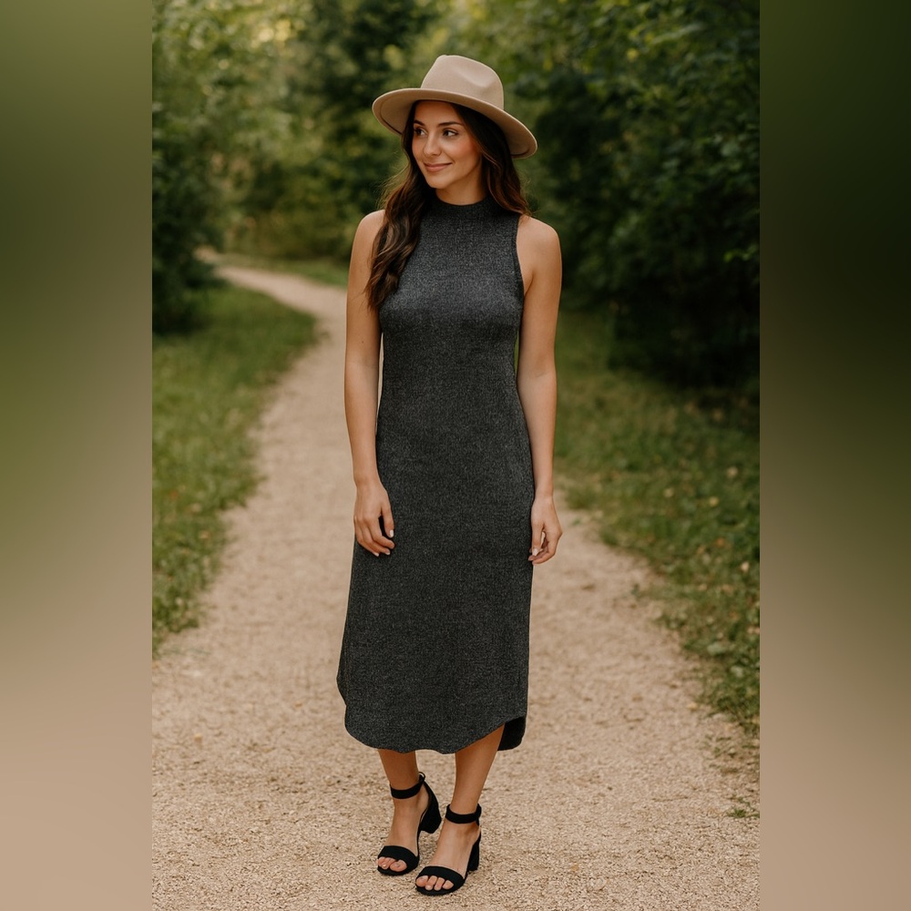 🖤 RUMOR Boutique‎ – Charcoal Ribbed Knit Midi Dress (NWT $88 · Size XS)